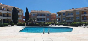 Vacance location mer piscine var sud terrasse
